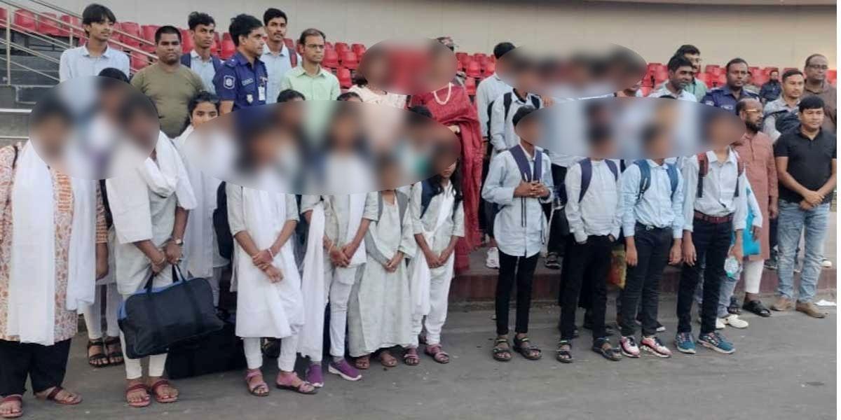 ‘ভারতে পাচার হওয়া’ ৩০ শিশু-কিশোর দেশে ফিরেছে